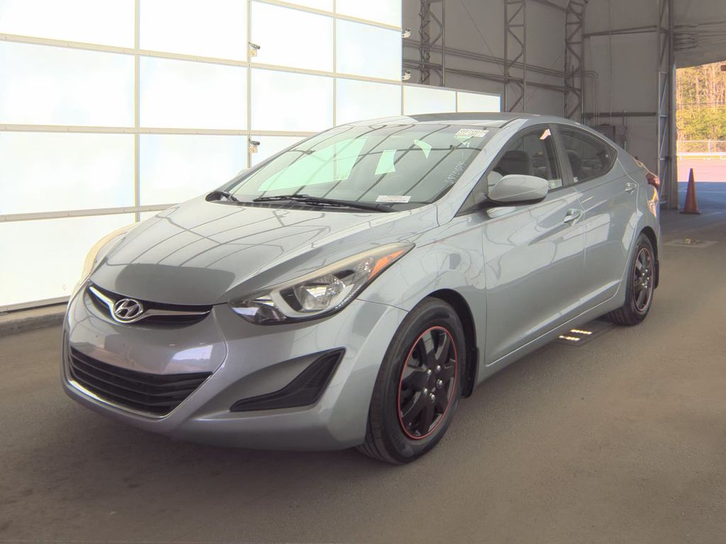 2016 Hyundai Elantra SE photo
