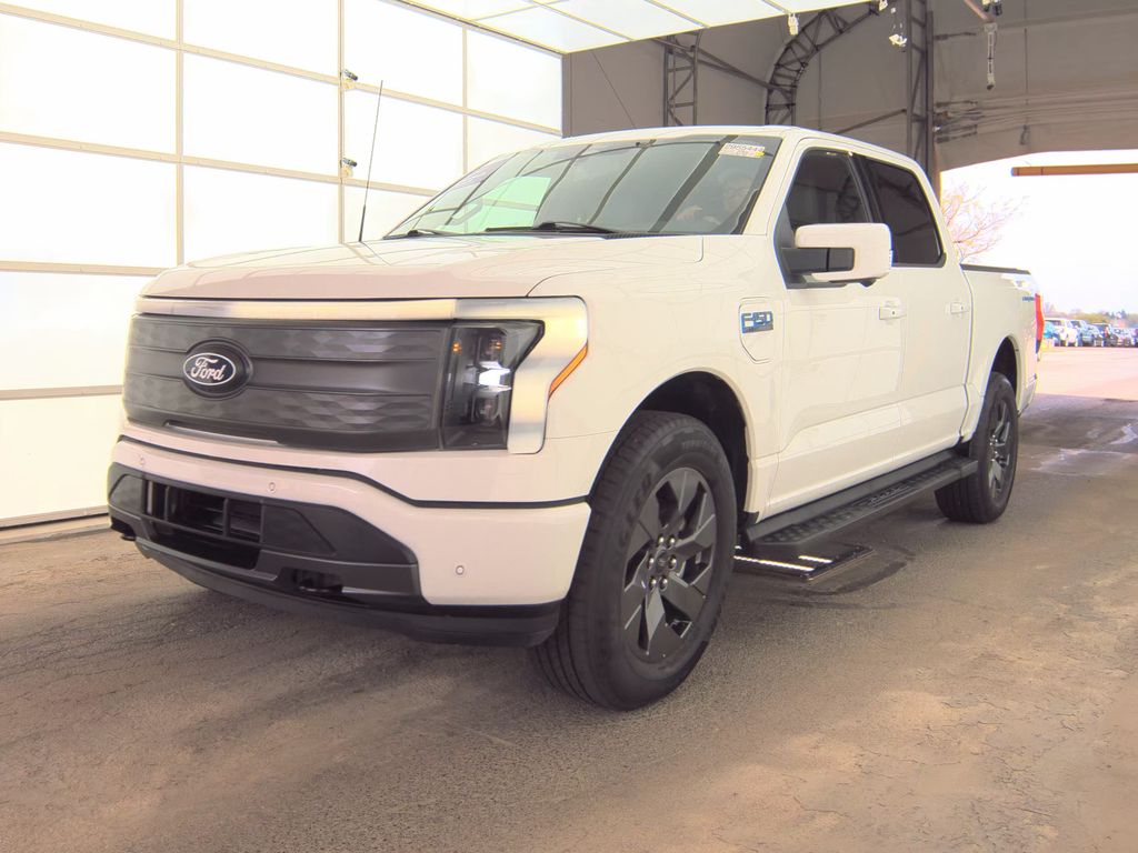 2025 Ford F-150 Lariat photo