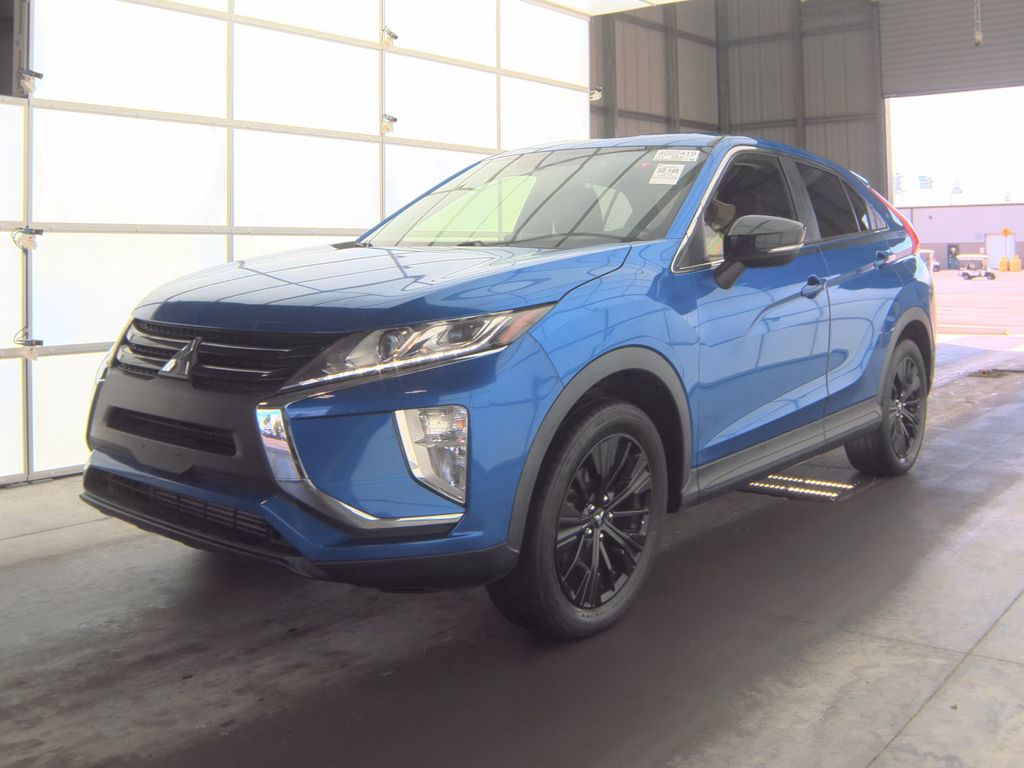 2018 Mitsubishi Eclipse Cross LE photo