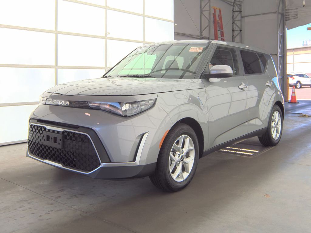 2025 Kia Soul S photo