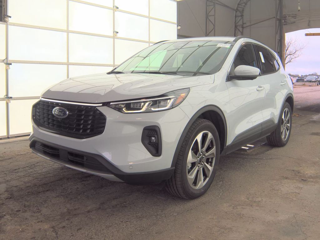 2025 Ford Escape Platinum photo