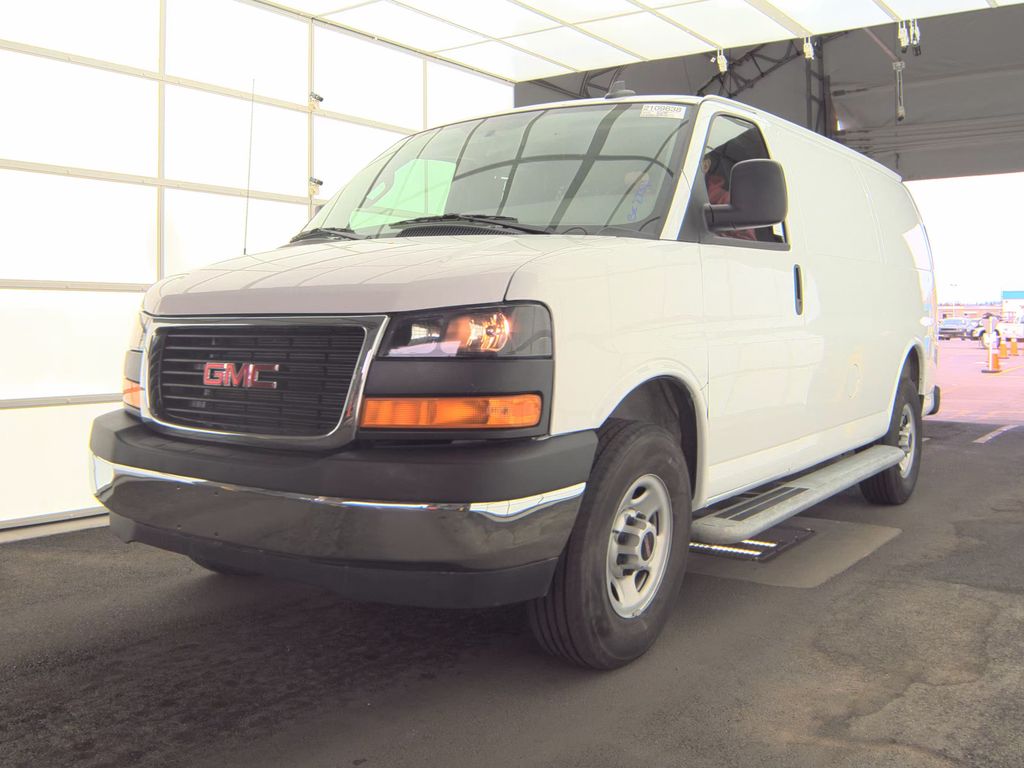 2025 GMC Savana 2500 photo