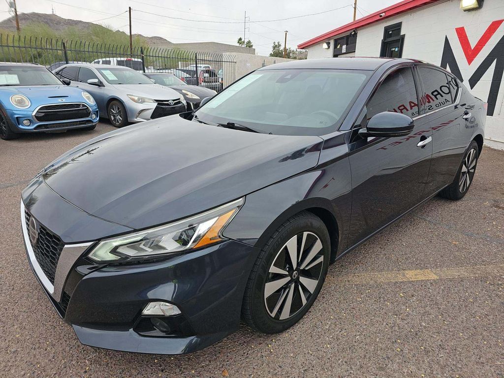 2019 Nissan Altima 2.5 SV photo