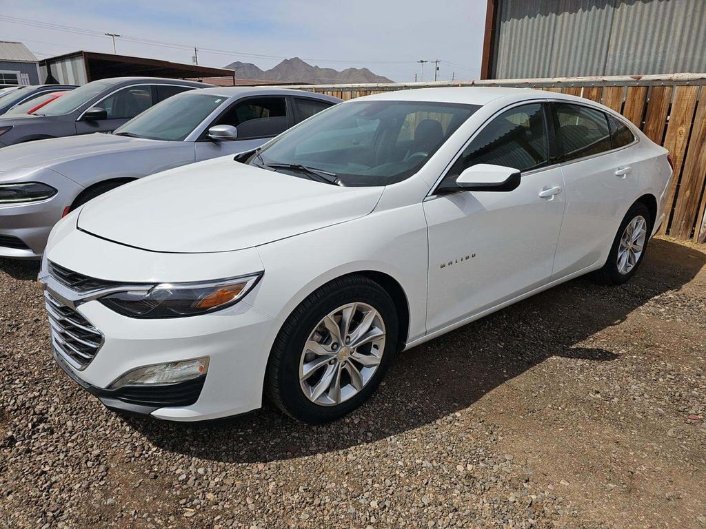 2025 Chevrolet Malibu 1LT photo