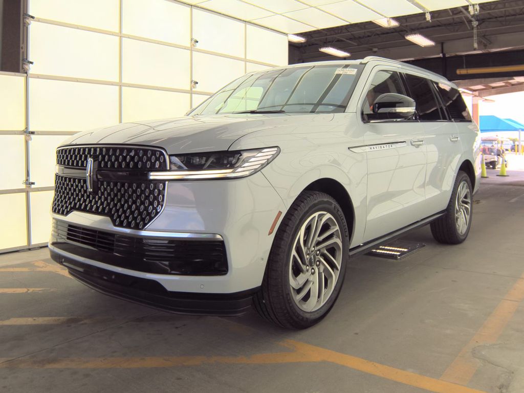2025 Lincoln Navigator Reserve photo