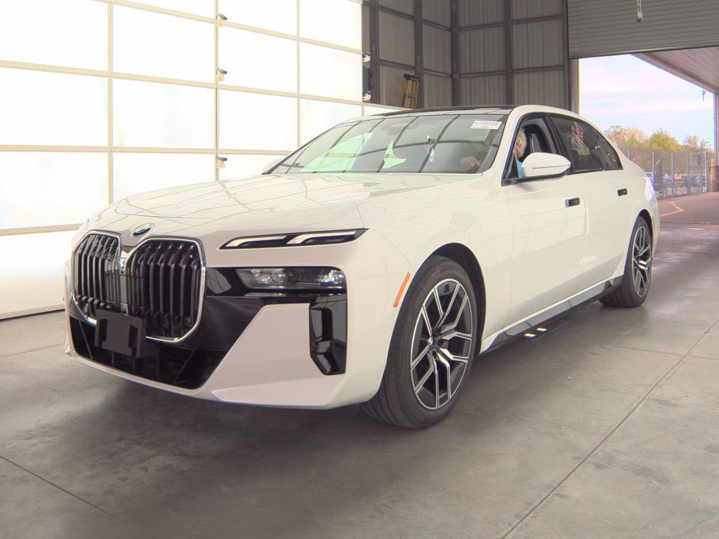 2026 BMW 7 Series 740I Xdriv photo