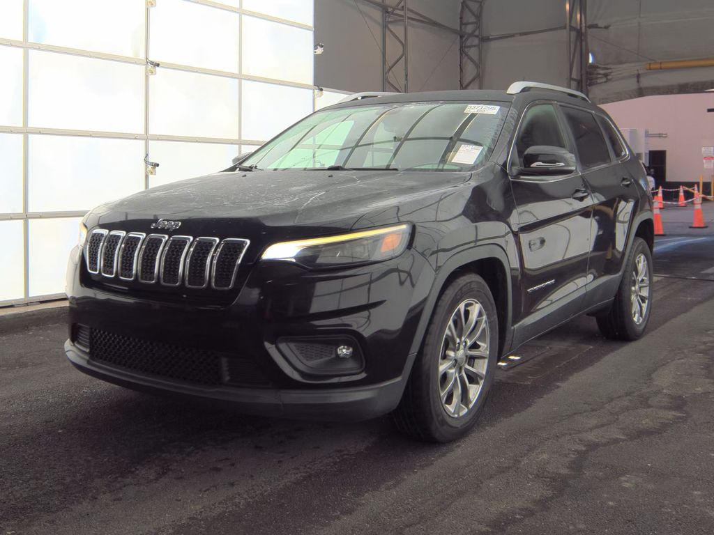 2019 Jeep Cherokee Latitude + photo