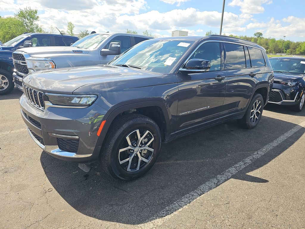 2025 Jeep Grand Cherokee Limited photo