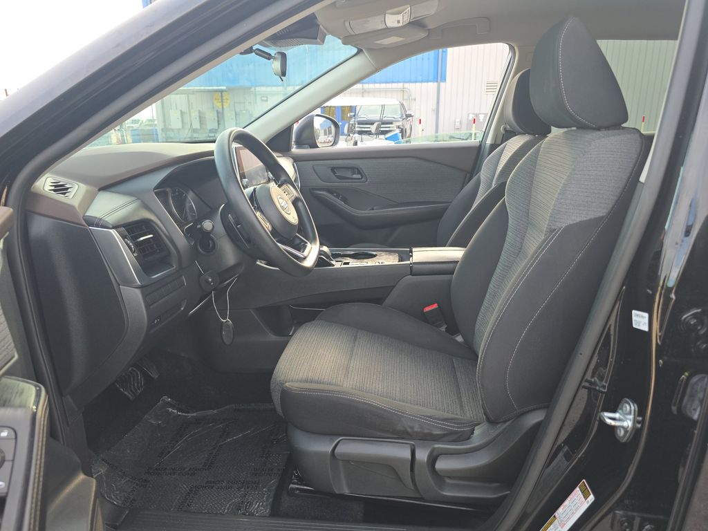 2021 Nissan Rogue S photo