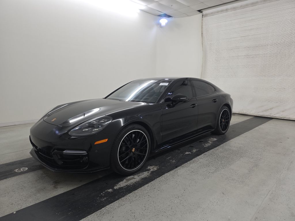 2023 Porsche Panamera Turbo S HY photo