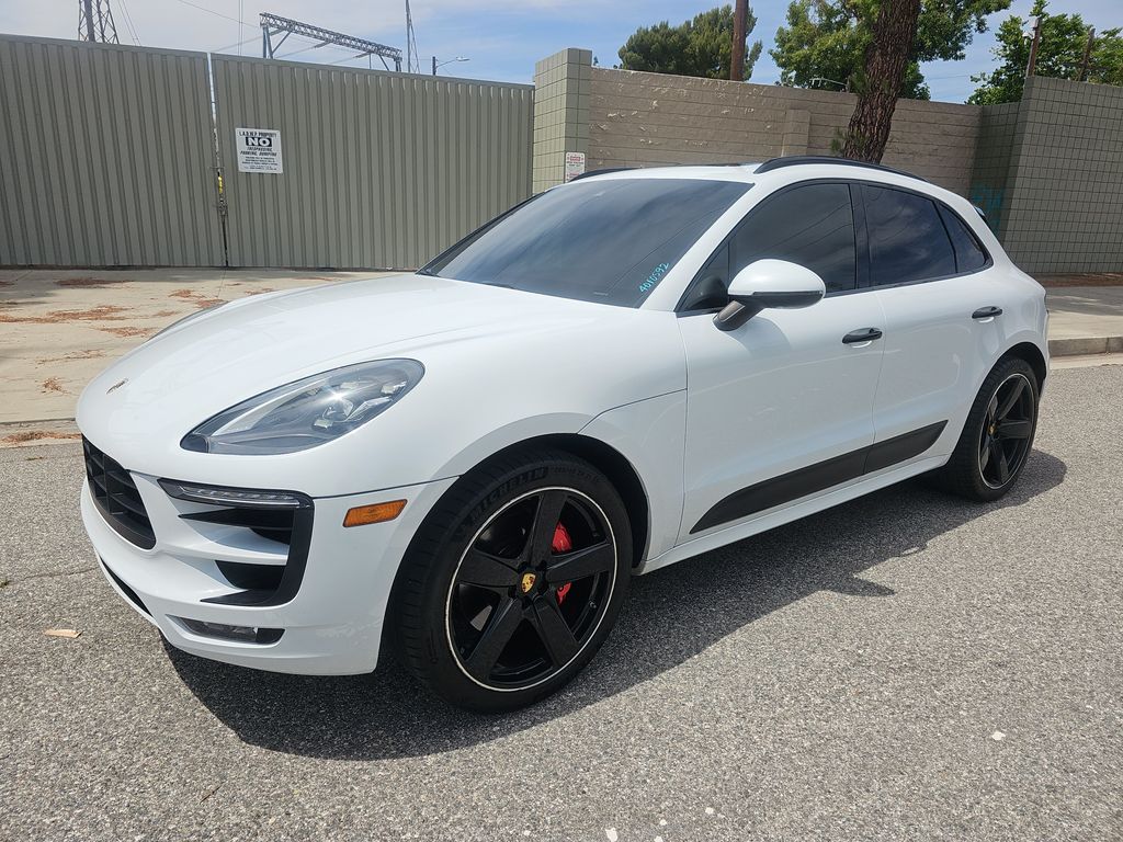 2018 Porsche Macan GTS photo