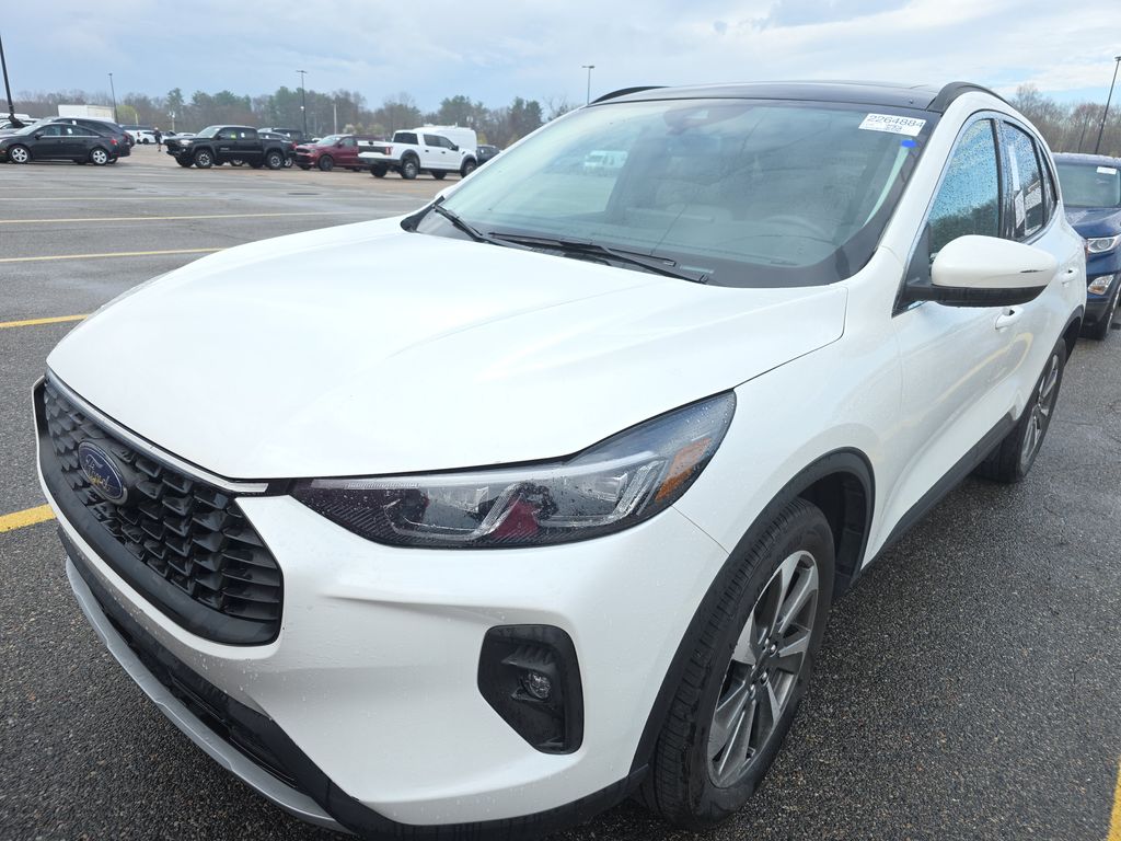 2025 Ford Escape Platinum photo