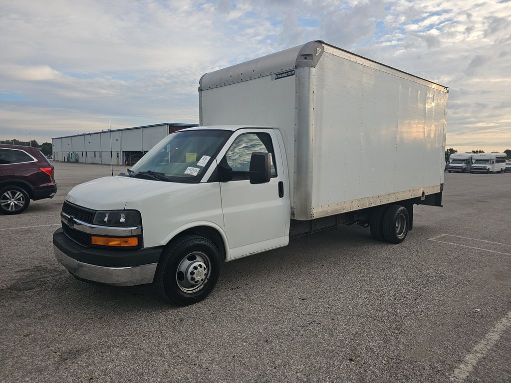2016 Chevrolet 4500 Base photo