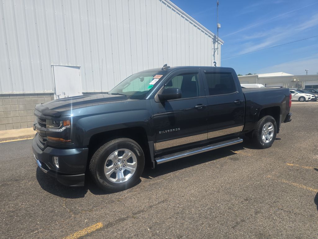 2017 Chevrolet Silverado 1500 LT photo