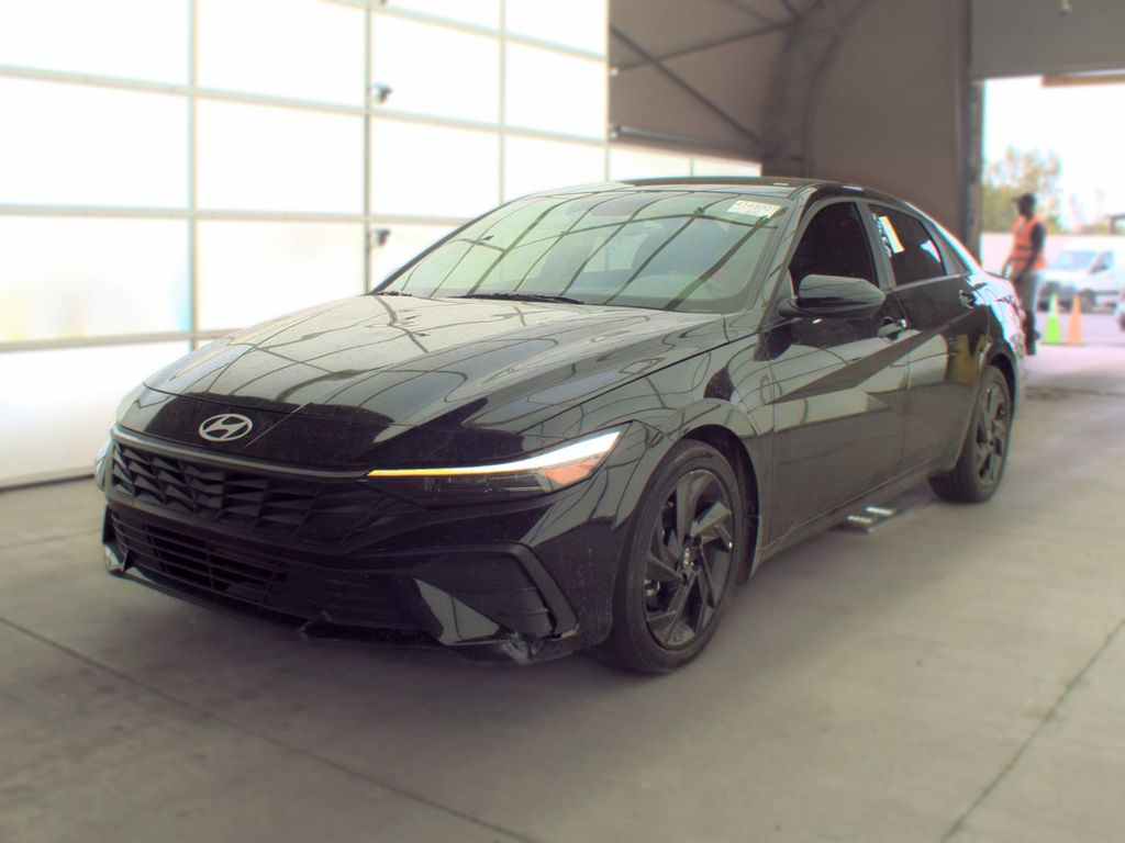 2026 Hyundai Elantra SEL Sport photo
