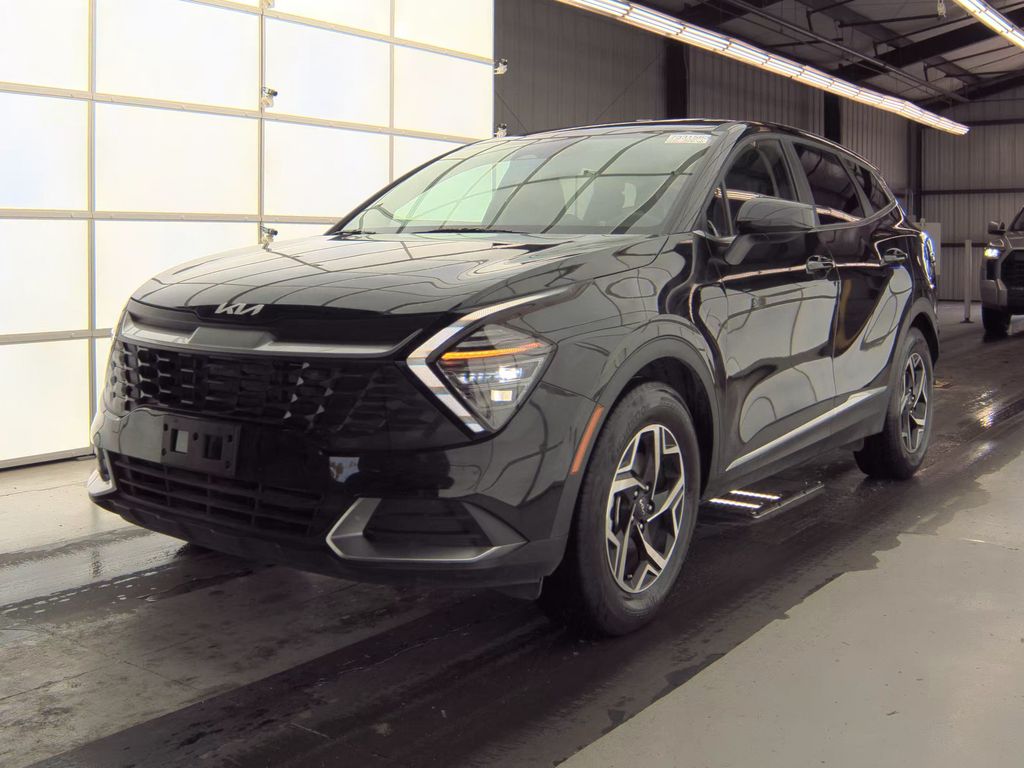 2025 Kia Sportage LX photo