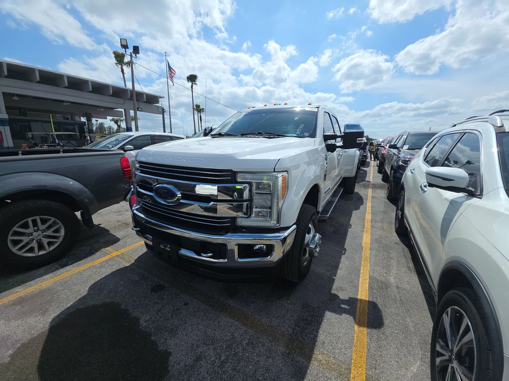 2018 Ford F-350 Lariat photo