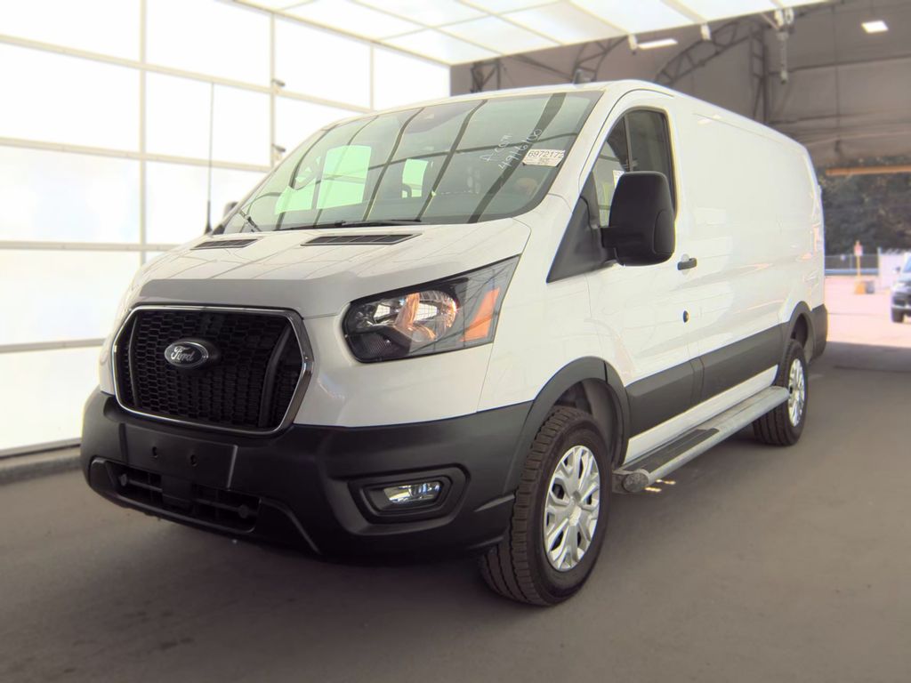 2025 Ford T250 Cargo photo