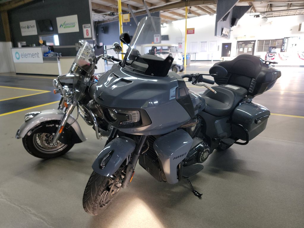 2023 Indian Pursuit photo