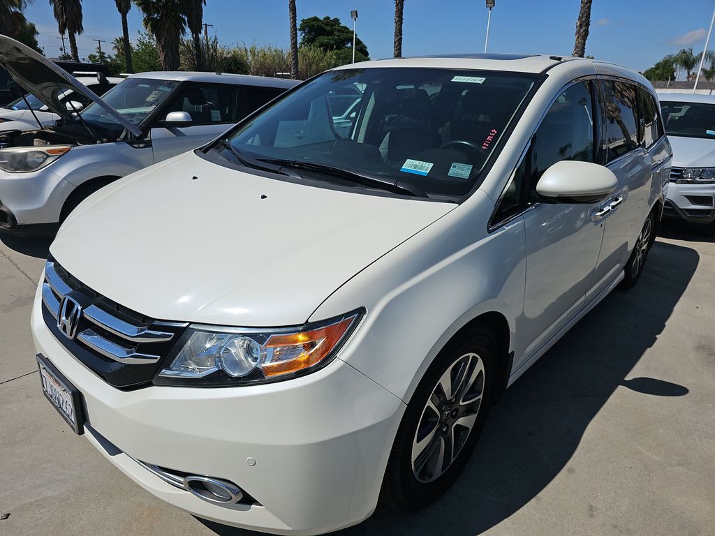 2015 Honda Odyssey Touring photo