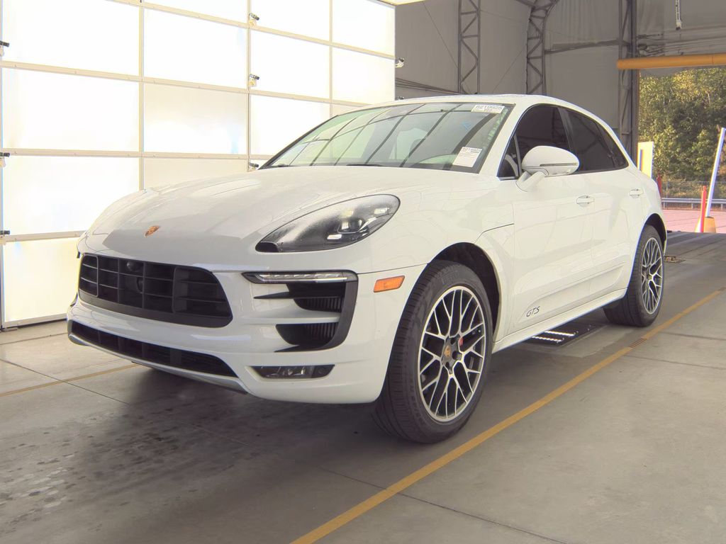 2018 Porsche Macan GTS photo