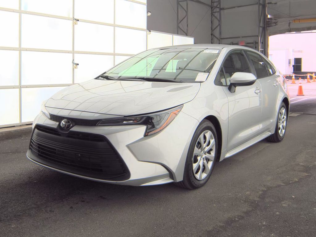 2026 Toyota Corolla LE photo