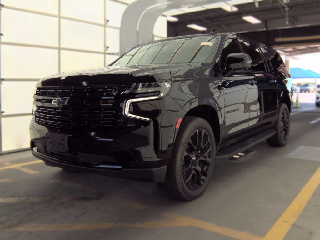 2023 Chevrolet Suburban RST photo