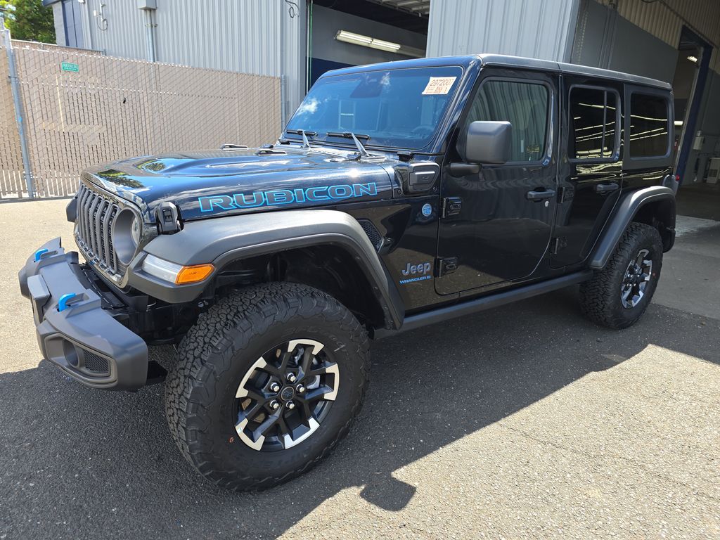 2025 Jeep Wrangler Rubicon photo