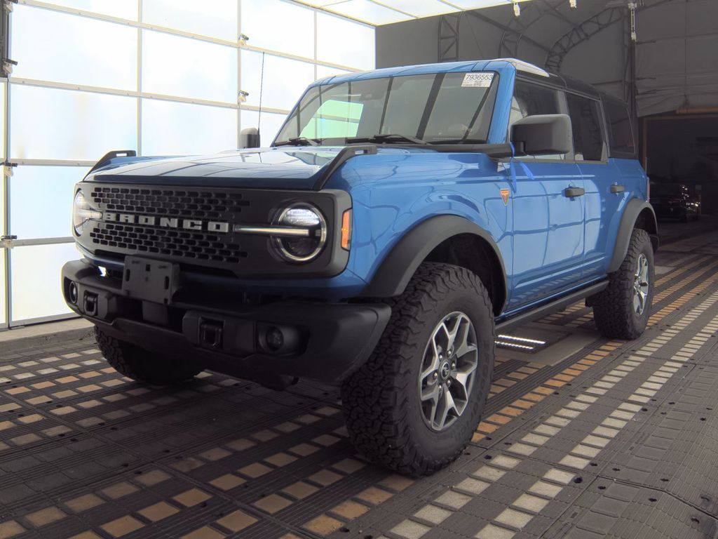 2025 Ford Bronco Badlands photo