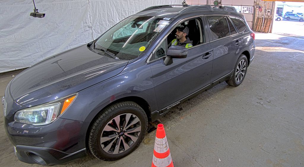 2017 Subaru Outback Limited photo