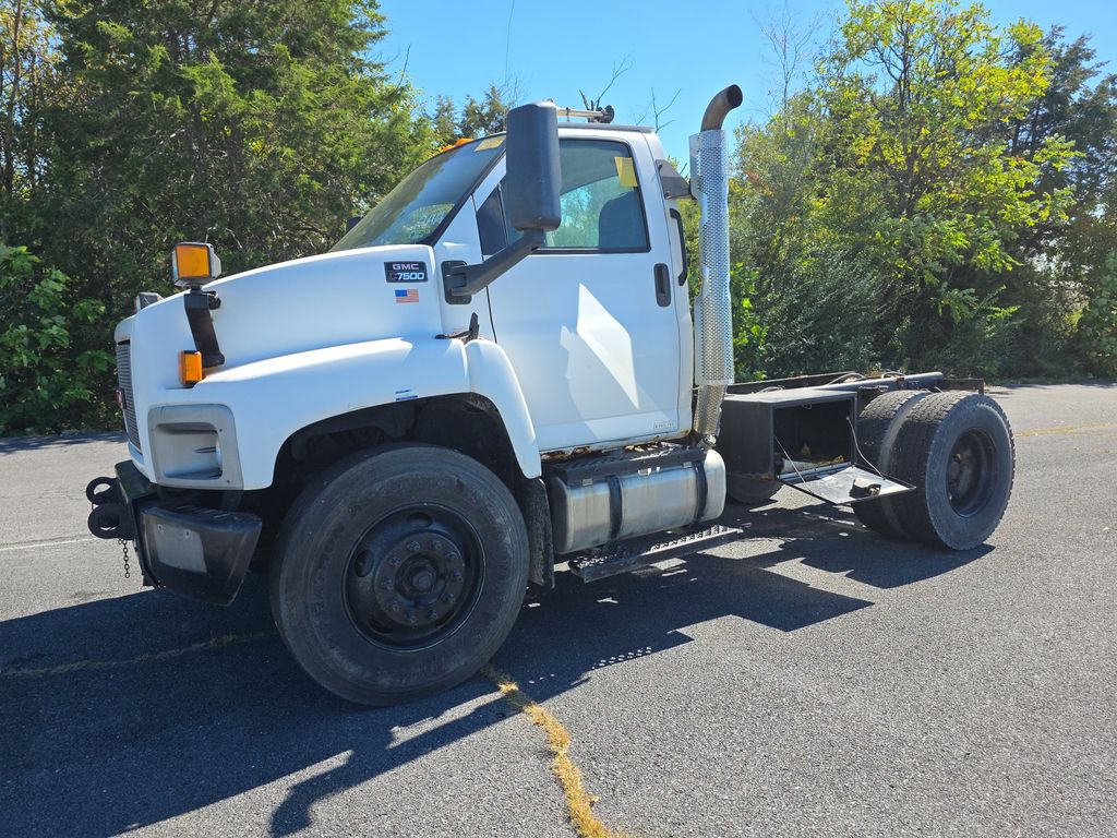 2006 GMC C7500 Truck photo
