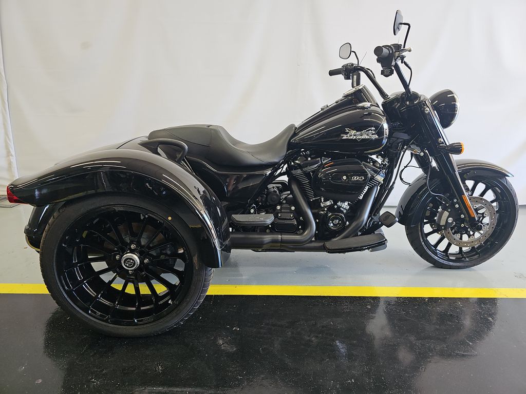 2024 Harley-Davidson Flrt photo