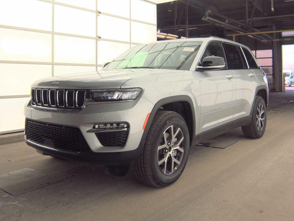 2025 Jeep Grand Cherokee Limited photo