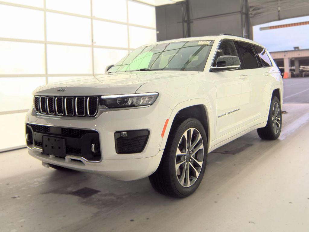 2021 Jeep Grand Cherokee Overland photo