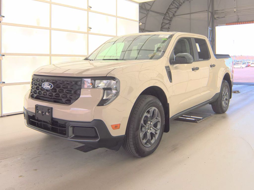 2025 Ford Maverick XLT photo