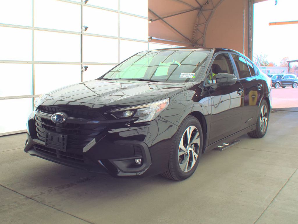2025 Subaru Legacy Premium photo