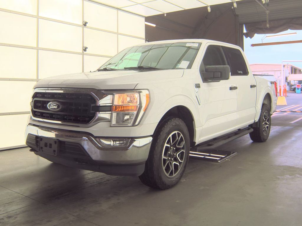 2021 Ford F-150 XLT photo