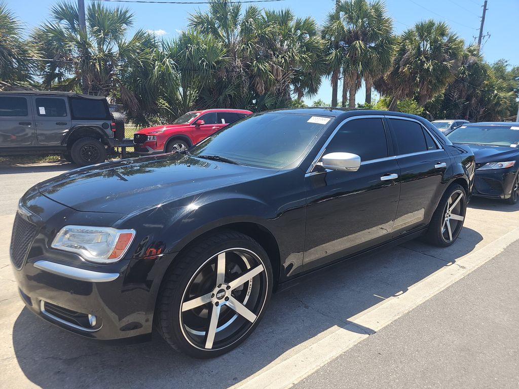 2012 Chrysler 300 300C LUX photo