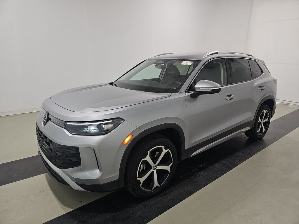 2025 Volkswagen Tiguan SE photo