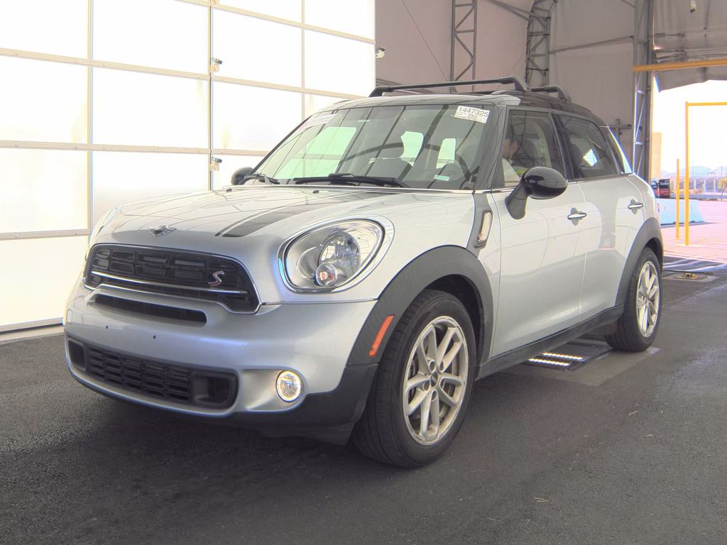 2015 MINI Countryman S photo