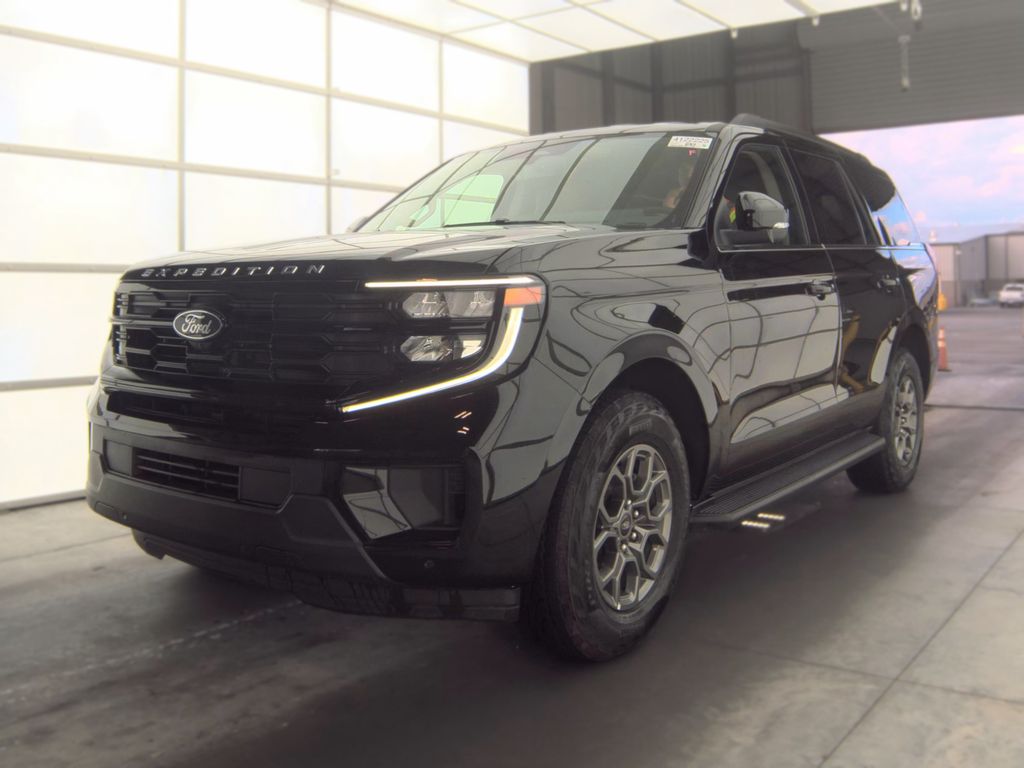 2026 Ford Expedit Active photo