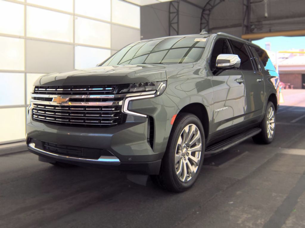 2023 Chevrolet Suburban Premier photo
