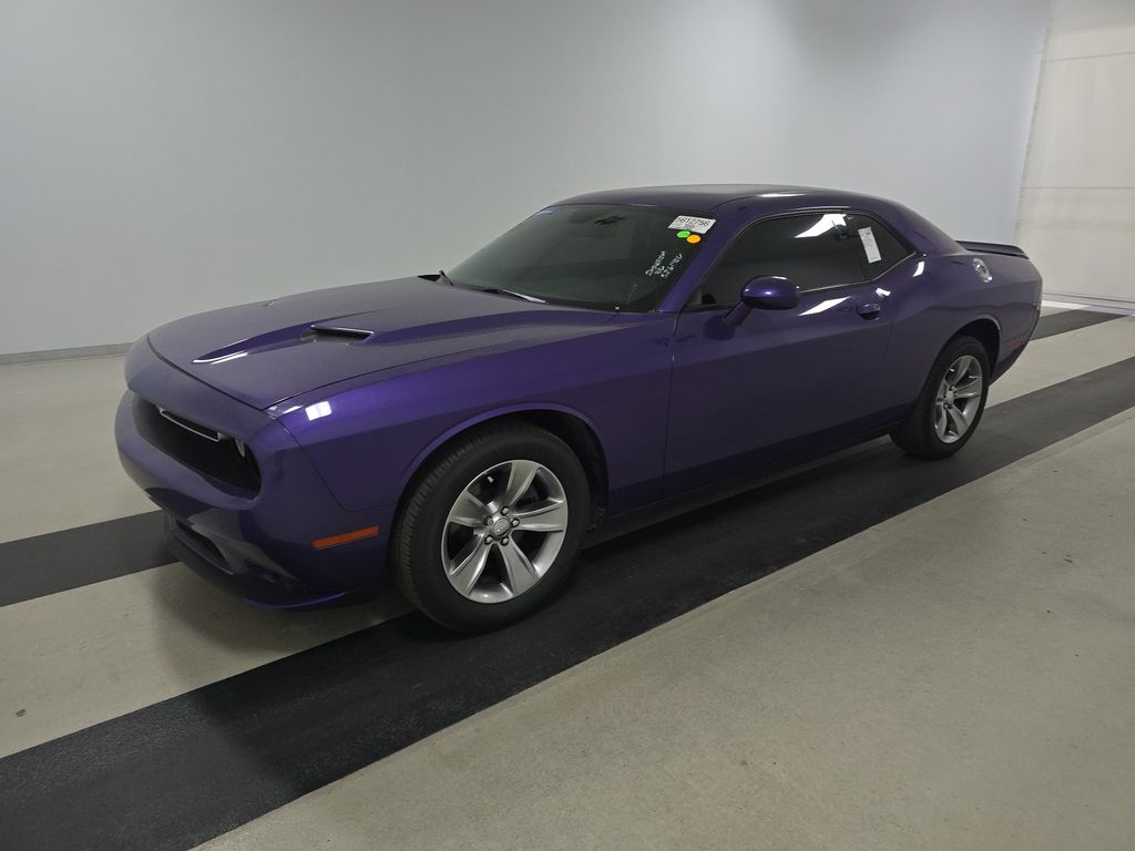2018 Dodge Challenger SXT photo