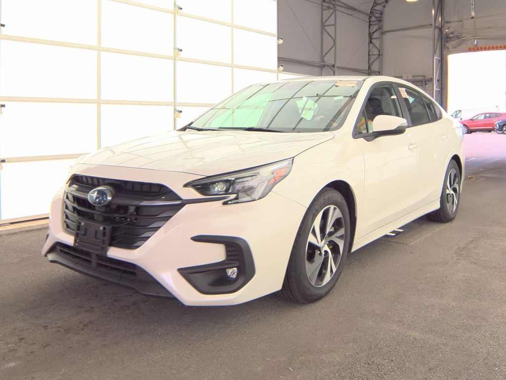 2025 Subaru Legacy Premium photo