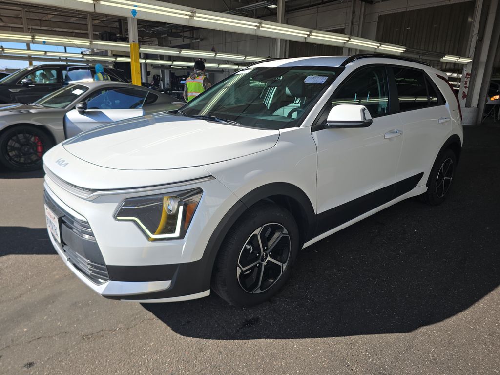 2025 Kia Niro EX photo