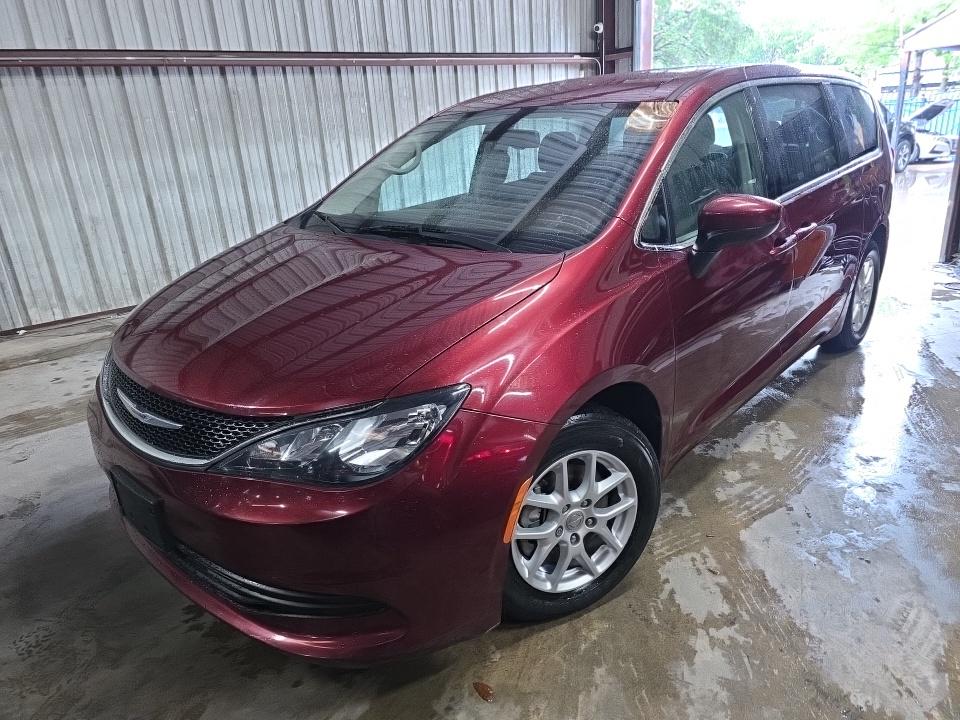 2018 Chrysler Pacifica LX photo