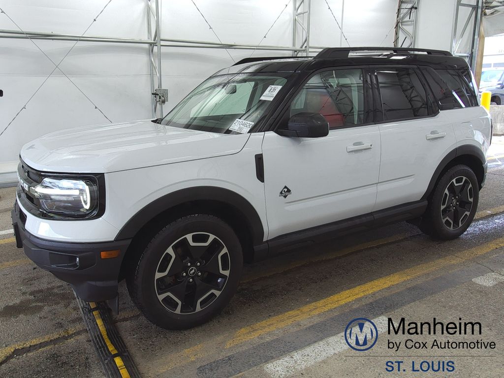 2021 Ford Bronco Sport Outer Bank photo