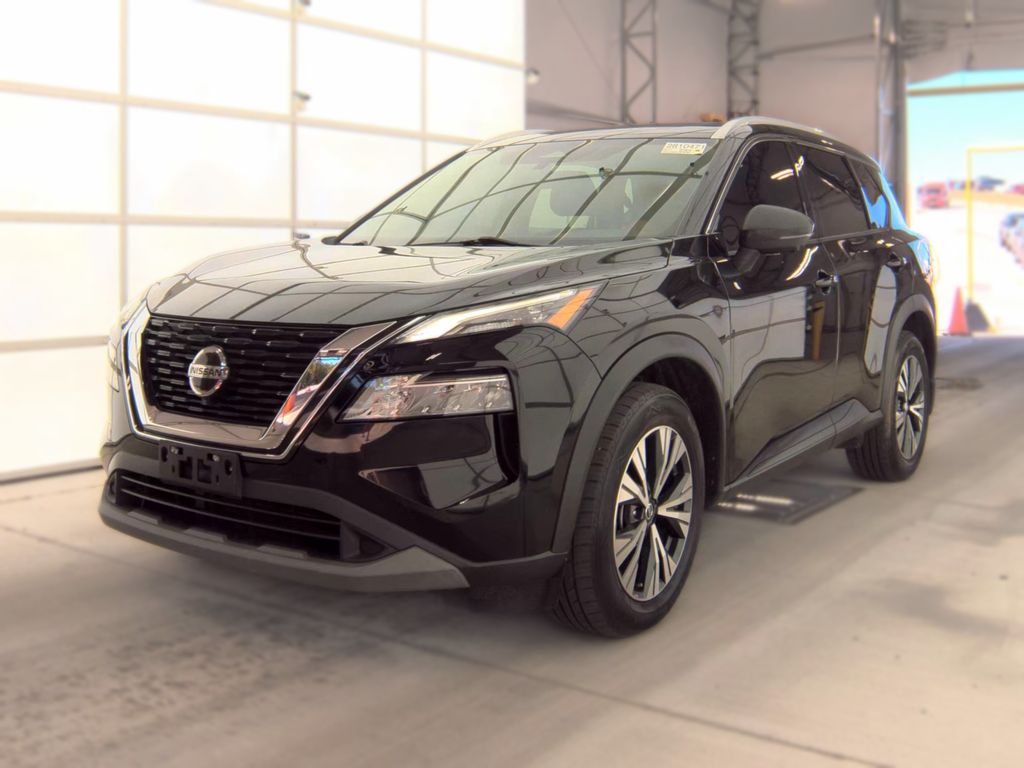 2021 Nissan Rogue SV photo