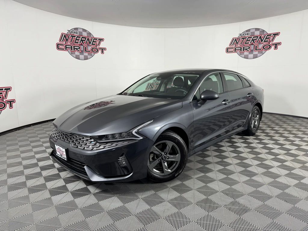 2021 Kia K5 LXS Sedan 4D photo