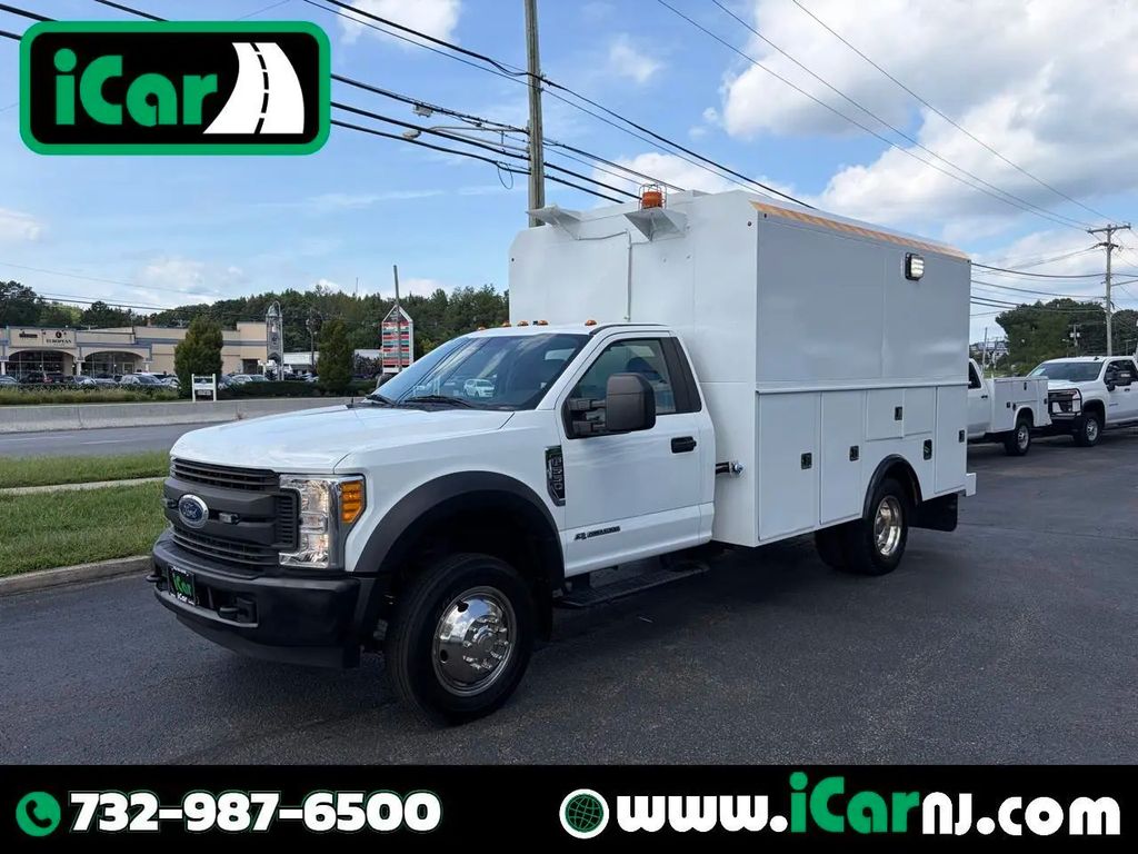 2017 Ford F-550 XLT photo